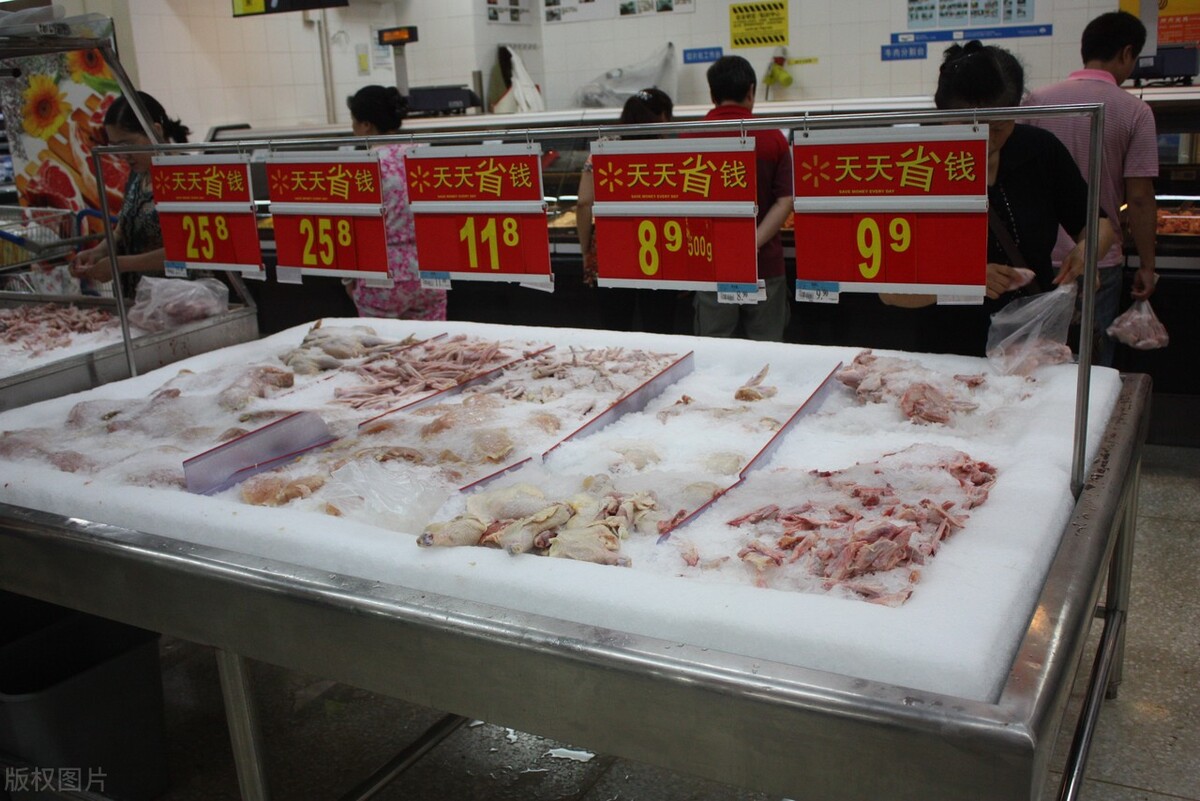 三元标猪4.7元,小猪百元5头,提前两周公布收储计划,有何猫腻?