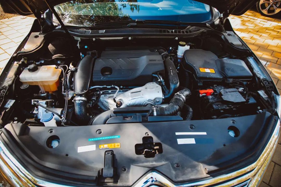 雪铁龙c6评车,雪铁龙c6新车上路感受