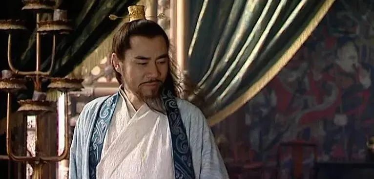 十大潜伏电视剧前十名,十部熬夜必看经典剧潜伏