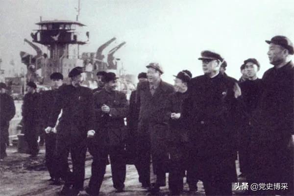 毛*东泽**：全心全意地依靠工人阶级