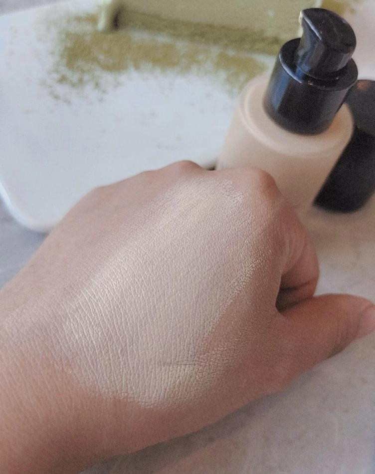 秋冬粉底液干皮排行榜前十名,适合油性皮肤的粉底液推荐秋冬