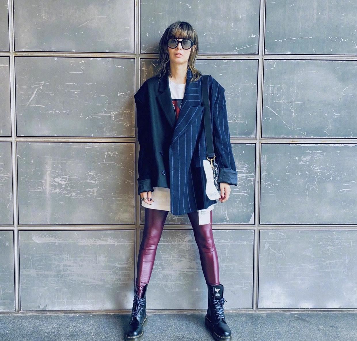 郑秀文减龄背心,郑秀文蓝衬衫搭配