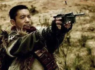 民间故事：神秘的红药箱