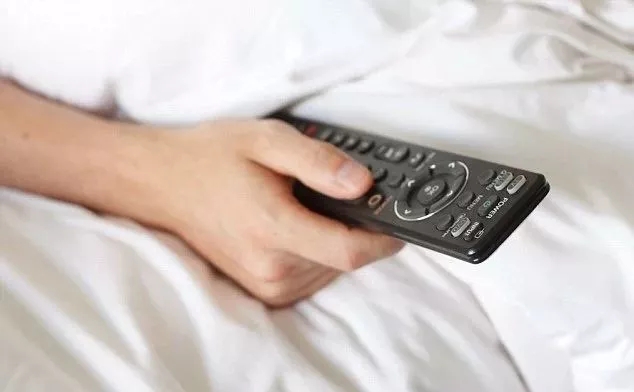 日本酒店打扫卫生间视频 (日本打扫酒店视频)