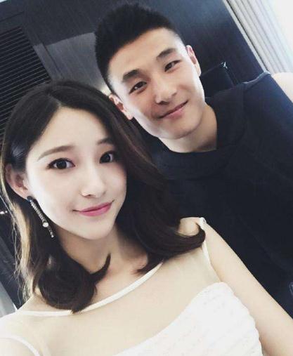 她是央视最美主播,她是当年央视最美体育女神