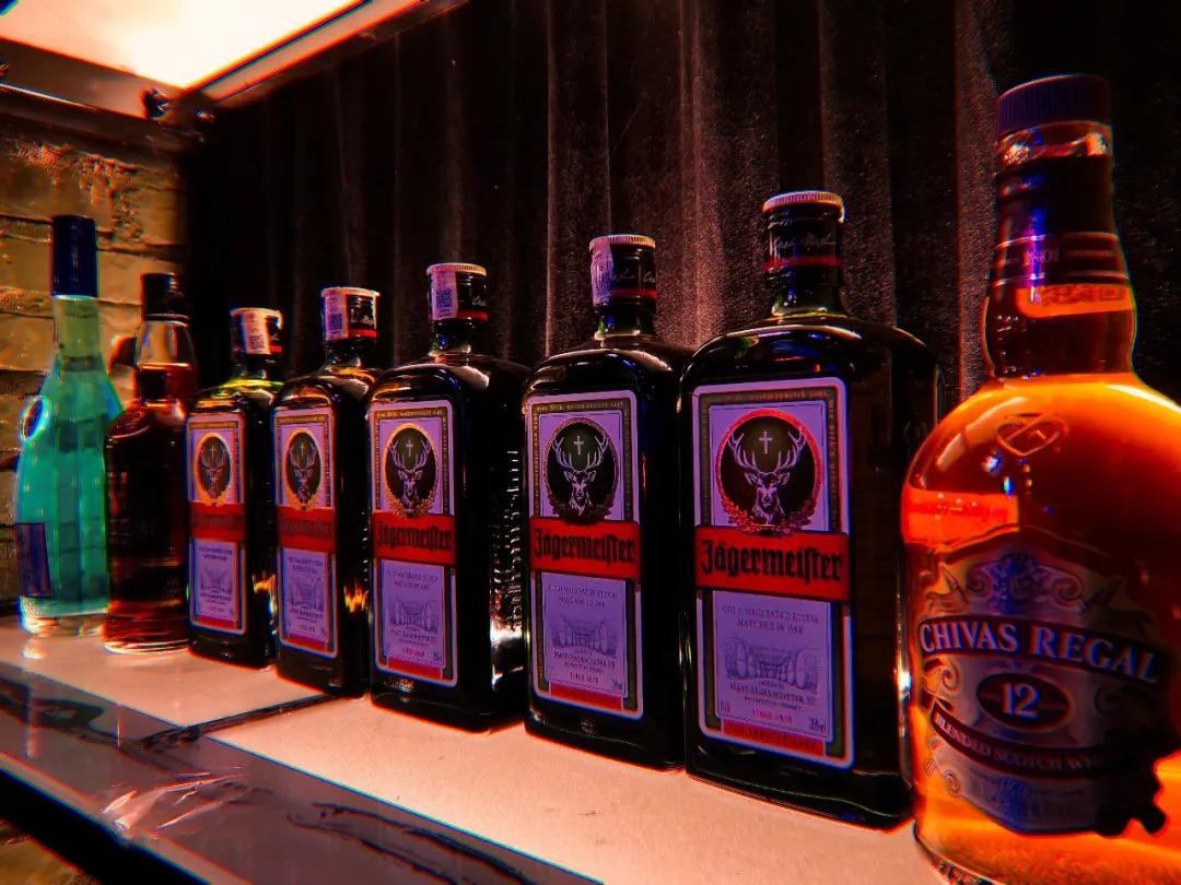 是酒吧还是KTV？藏在老工厂里的“好声音”，你确定不来试试