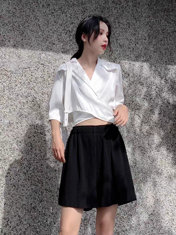 今年流行的小个子裙裤,今年夏季流行什么裙裤好看