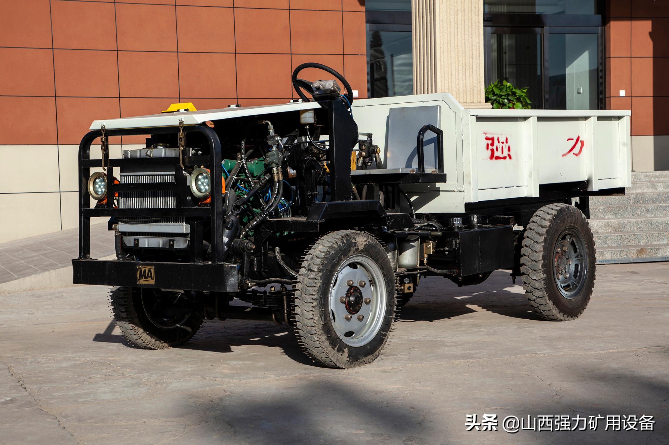 防爆式无轨胶轮车,防爆无轨胶轮车有几种