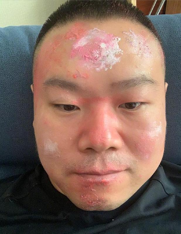 岳云鹏晒女儿化妆照,岳云鹏和女儿化妆