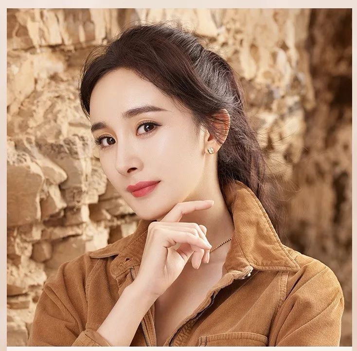 雅诗兰黛沁水粉底液适合干皮遮瑕,雅诗兰黛粉底液沁水和dw哪个好