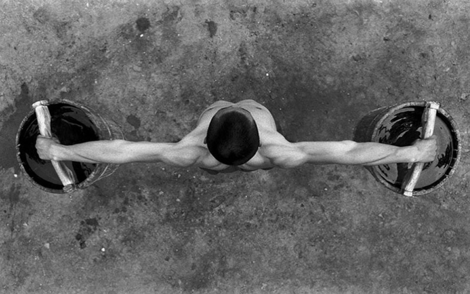 少林寺武僧进入部队练武,电影少林寺众武僧练武场面