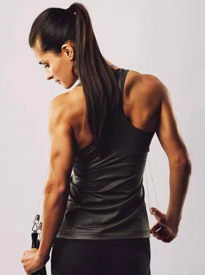 塌肩怎么变宽肩,塌肩怎么矫正图解