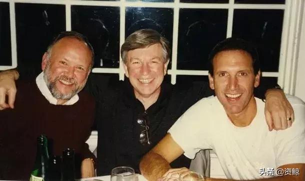 星巴克创始人舒尔茨励志视频,星巴克创始人谈创业