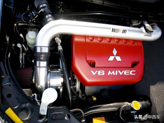 三菱老款欧蓝德evo版本,三菱欧蓝德前世今生