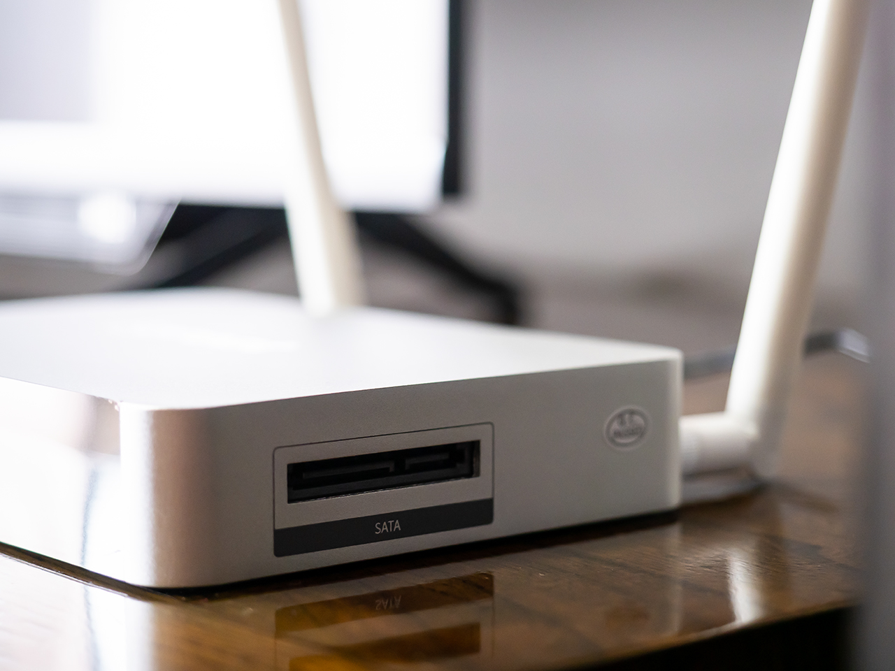 现在一千块钱左右的电视机,现在一千块手机