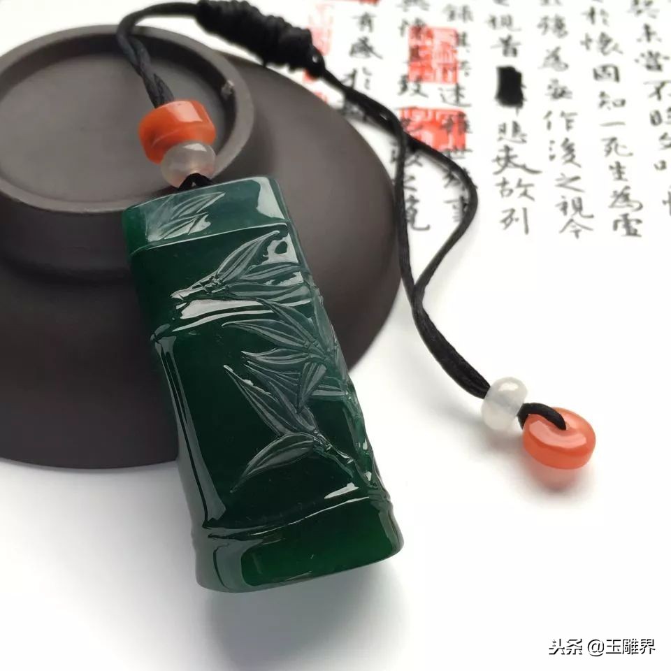 翡翠真实秘密,翡翠里的秘密