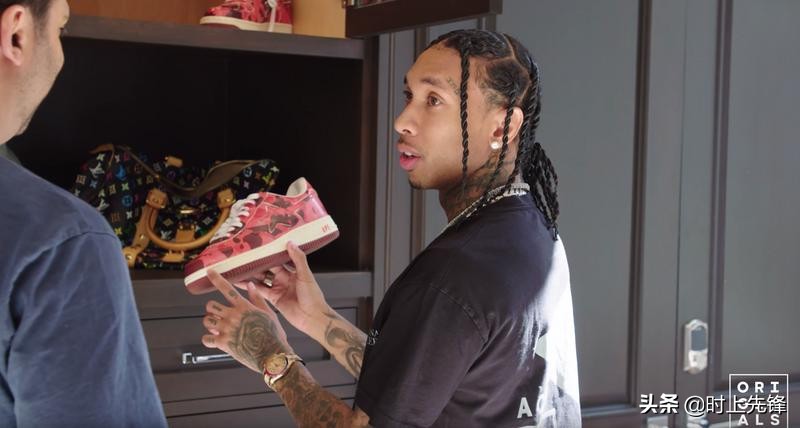 堪比精品店！嘻哈巨星公开豪宅藏品，光是家里球鞋就估价10万美金