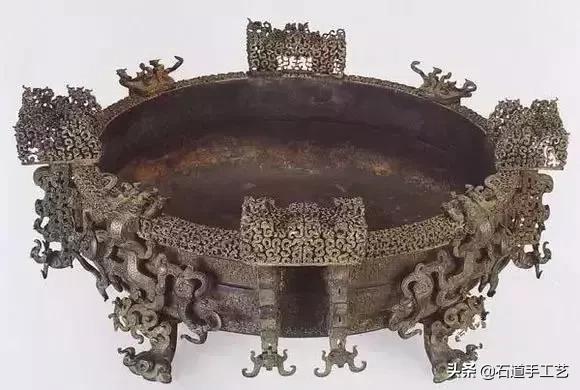 国家*物文**局说，这64件国宝永久禁止出国展览