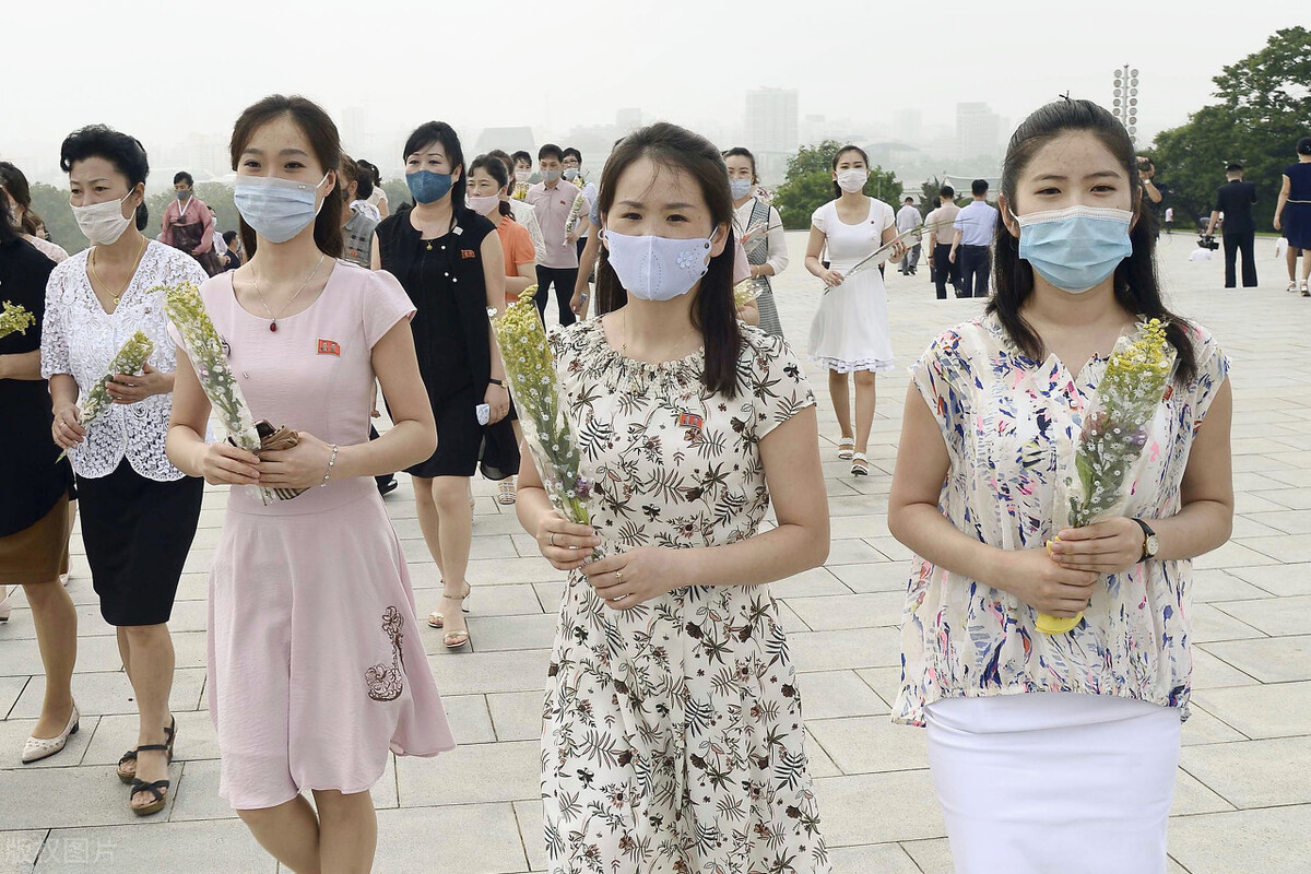 不复杂的朝鲜人，容易相信别人