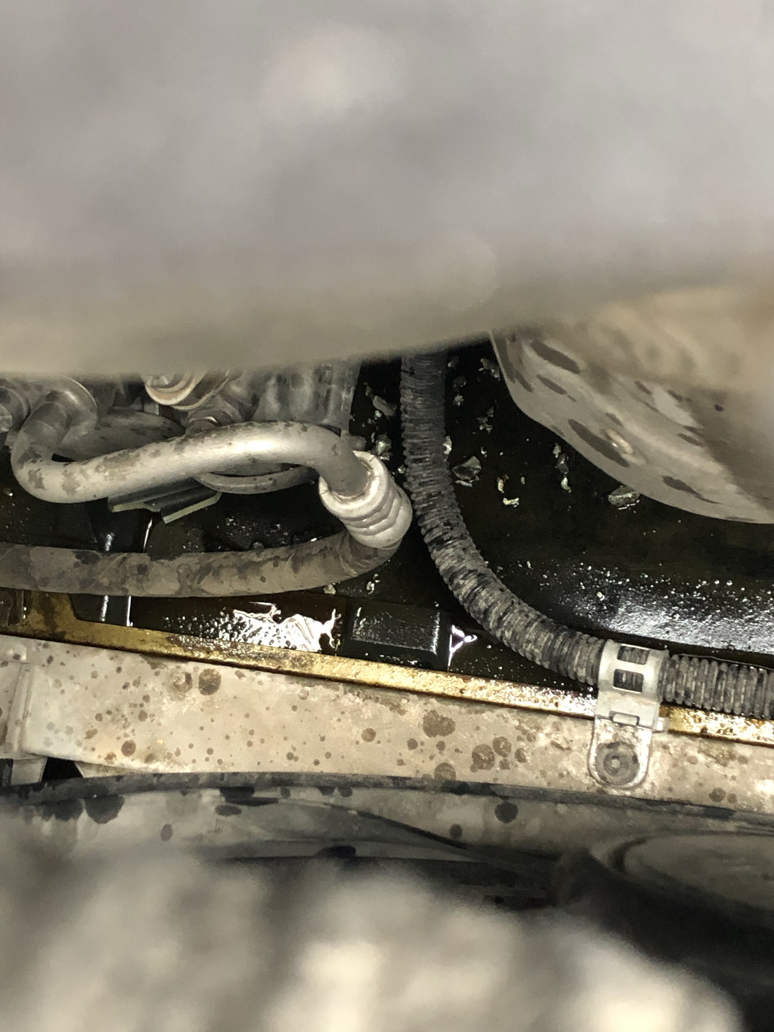 奔驰GLA正常行驶突然爆缸,质量问题频发的奔驰将走向何方?