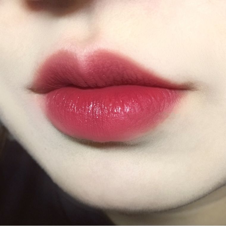 李佳琦推荐，大牌口红最值得购买的豆沙色！你有没有？