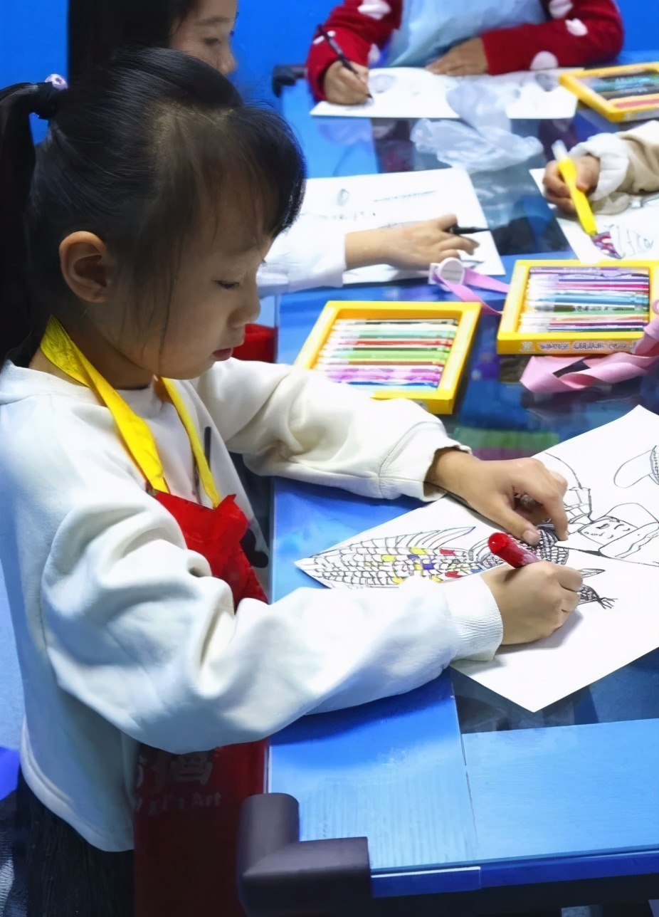 东方童画美术培训学校周村店,东方童画少儿美术淄博印象汇店