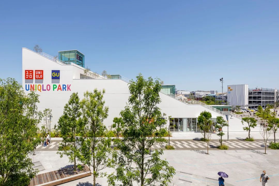 优衣库logo设计,优衣库logo重新设计