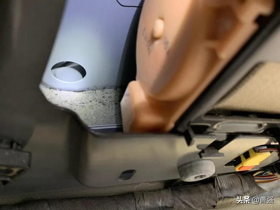 新款君越涉水,新款君越进水