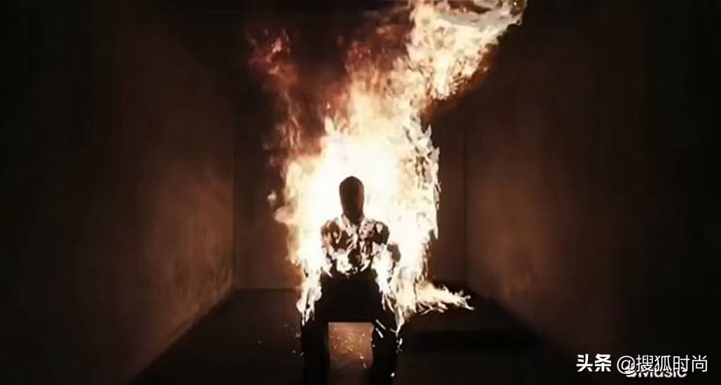 卡戴珊与侃爷大婚,卡戴珊为前夫侃爷庆生