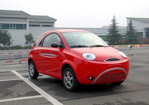 奇瑞qq当年新车多少万,奇瑞qq销量最高的一款