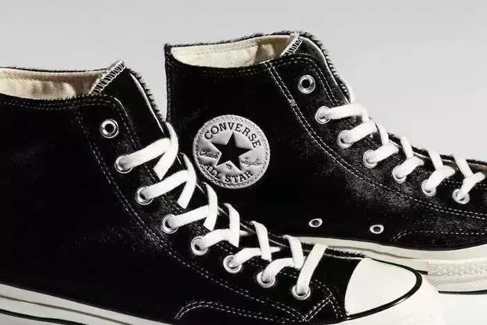 有没有为买一样东西排过队？机会来了，可以去排匡威的队了～