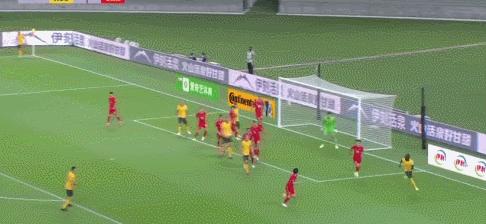 国足0比3澳大利亚集锦守门员,国足0:3澳大利亚全场