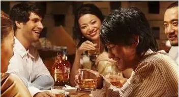 红酒和食物,红酒跟什么食物一起吃