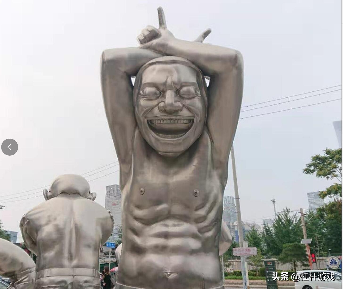 爱尔眼科与何氏华厦哪个好,华厦眼科和普瑞眼科何氏眼科