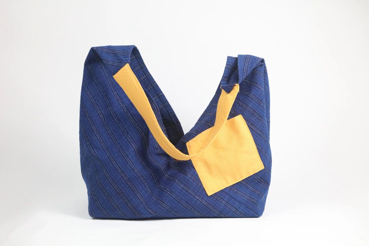 「布艺制作」日式复古三角背包，是你不能缺少的帆布包型