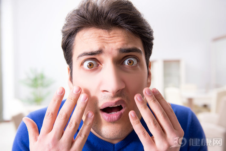 糖友如何避免糖尿病足呢,糖尿病人被开水烫到脚怎么办