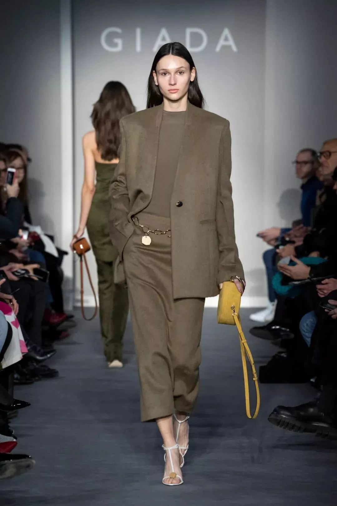 47岁董卿最惊艳的穿衣,董卿日常穿搭