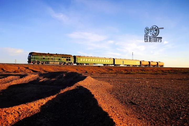 铁影|大漠铁魂——嘉策铁路运转记
