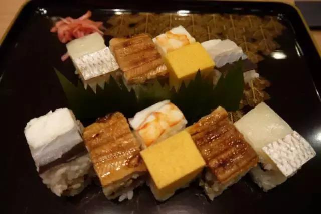 日本大阪旅游城市美食攻略,大阪的旅游景点拍照攻略