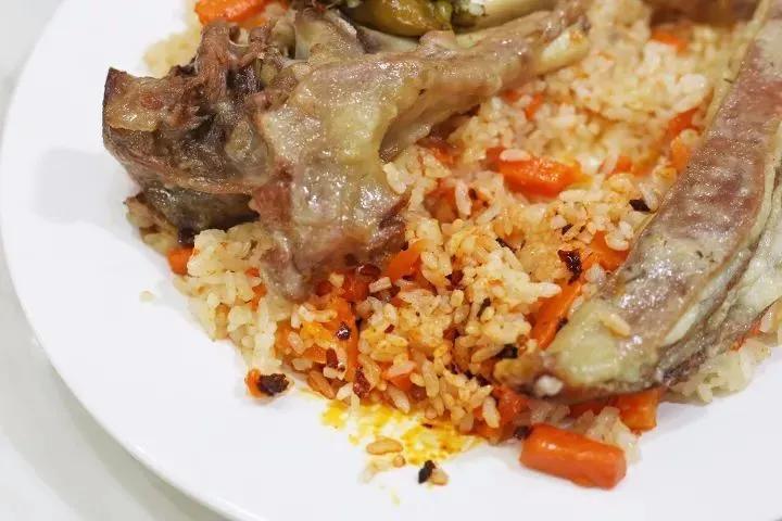 李圣天治下的于阗王国盛世：《于阗国行程记》里的丝路南道风情