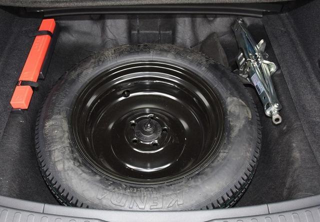 黑豹先锋版油耗多少,汉兰达新款本田