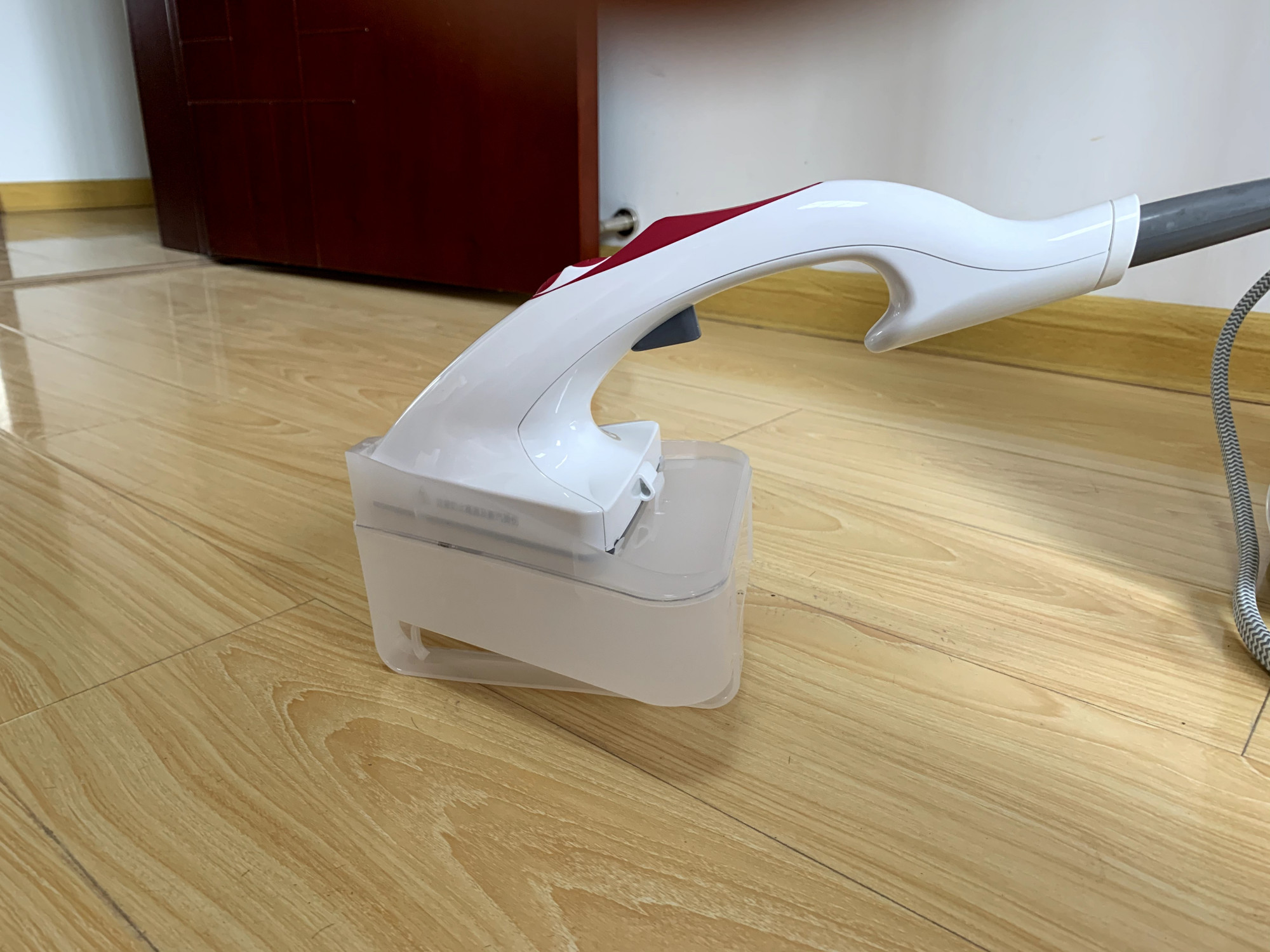 oja挂烫熨斗评测,戴森熨烫机怎么样