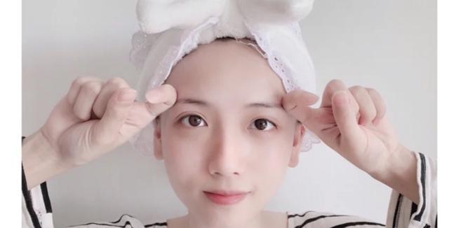 扁平脸怎么改善侧面,扁平脸女孩的逆袭指南