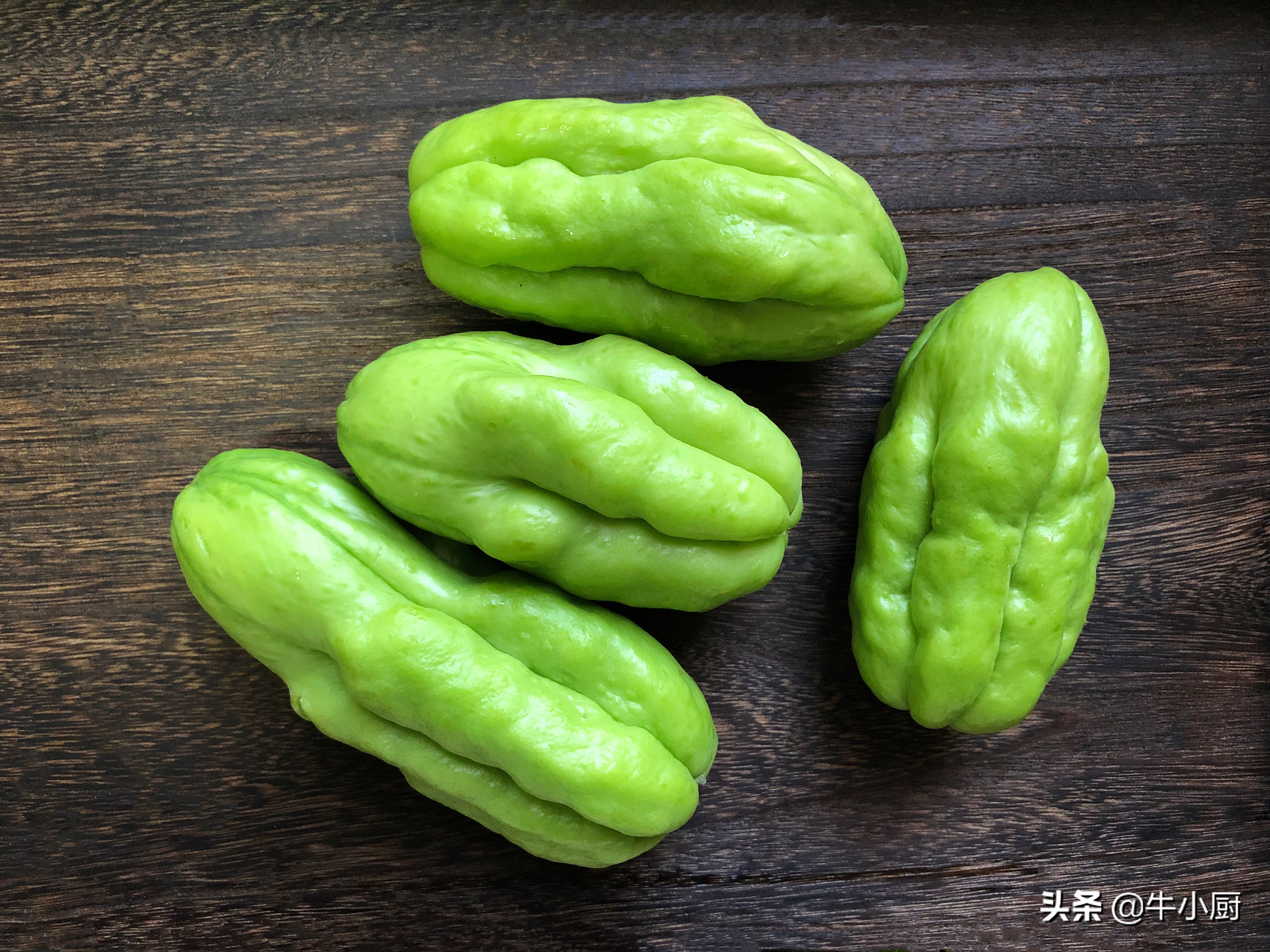 秋天这瓜刚刚上市，我一买就是10斤，耐贮存，多吃能增强抵抗力