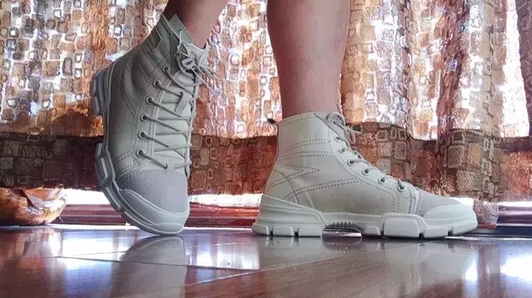 jeep最新款鞋子,jeep出街