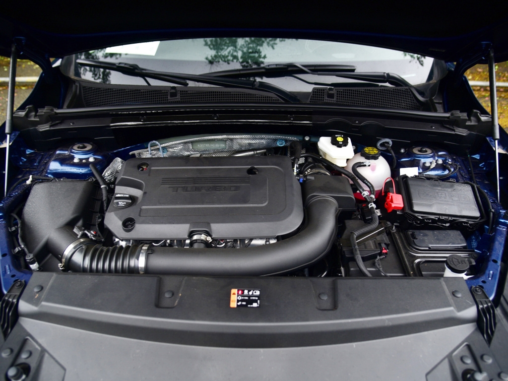 别克新增“GT”SUV，237马力+9AT，卖22万起，要比探界者RS颜值高