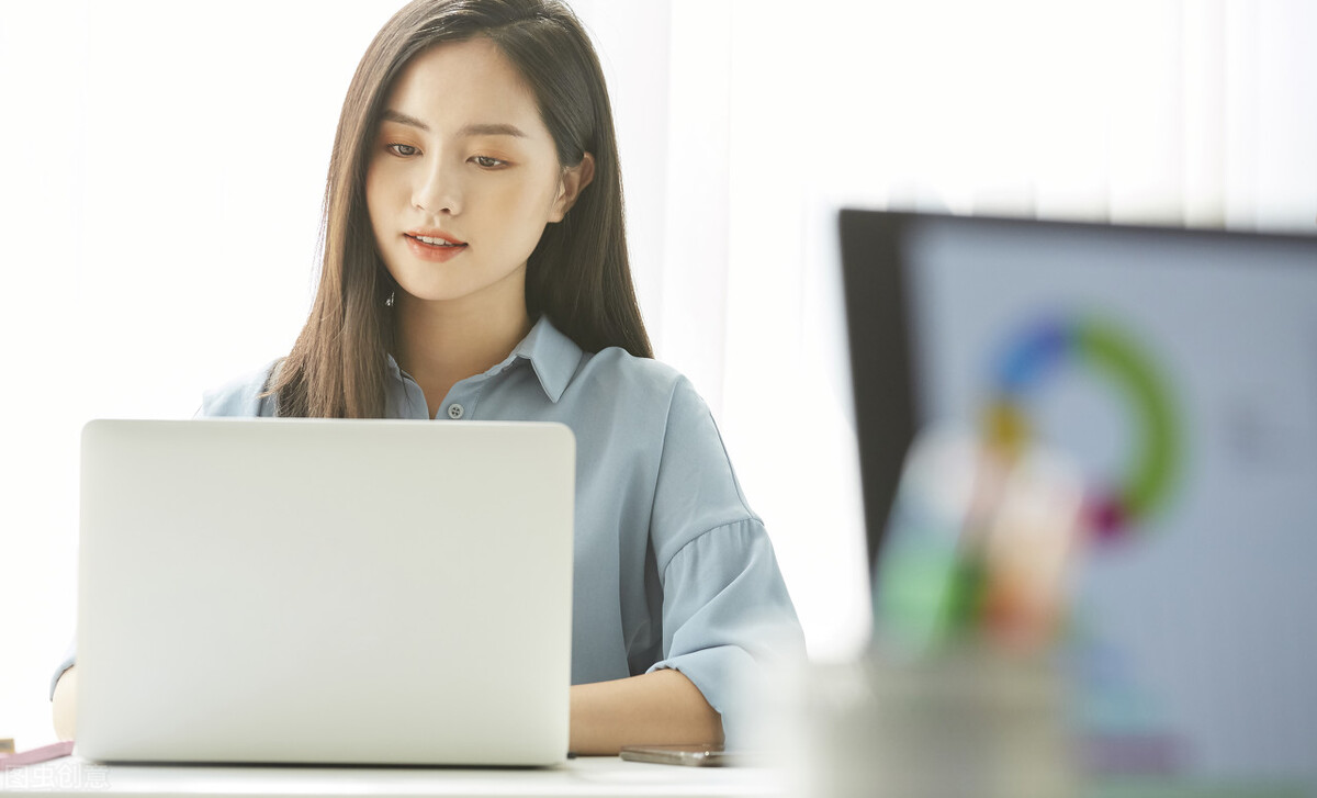 如何面对同事说话不礼貌,上班遇到烦人的同事怎么办