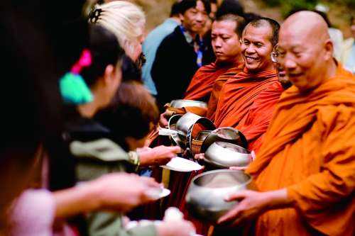 揭秘一个泰国旅游常见套路,泰国旅游免税店套路