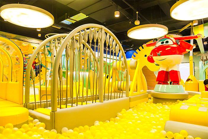 9.9元淘气堡单次游玩,乐多王国儿童室内主题乐园门票