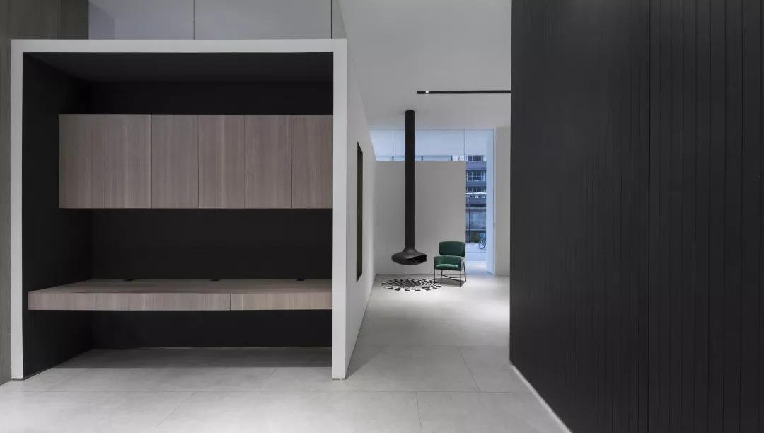 拯救城市遗忘边角的一间办公室|Between之间设计_欧模网